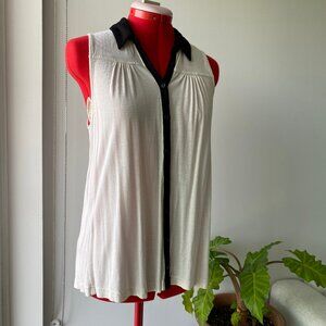 Sleeveless Button-Front Collared Shirt